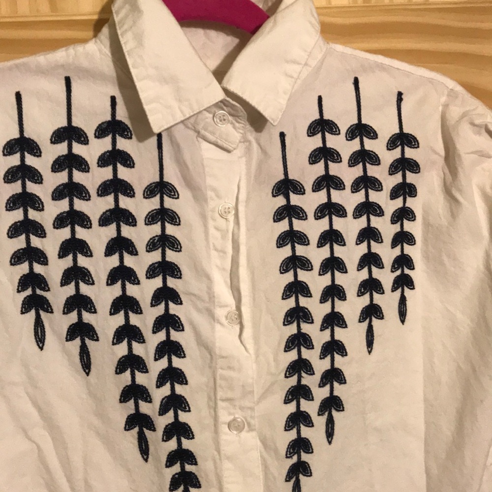 Short sleeve button down - Picture 2 of 3